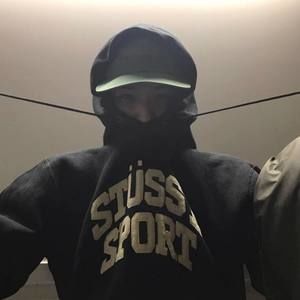 Meet your Posher, Jason